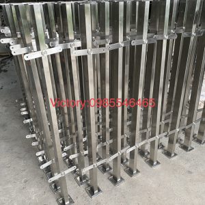 Trụ lan can - cầu thang kính 4