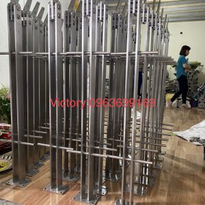 Trụ lan can - cầu thang kính 23